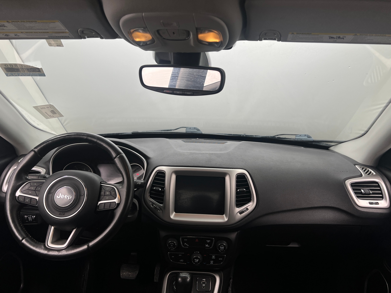 Thumbnail: 2018 Jeep Compass - 3