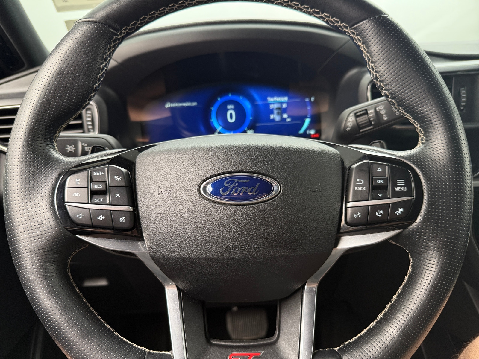 Thumbnail: 2021 Ford Explorer - 4
