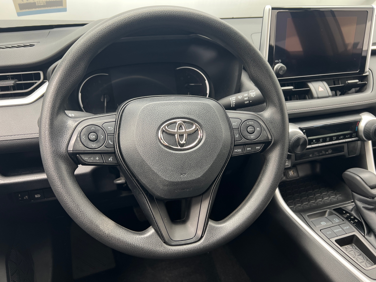 Thumbnail: 2023 Toyota RAV4 - 5