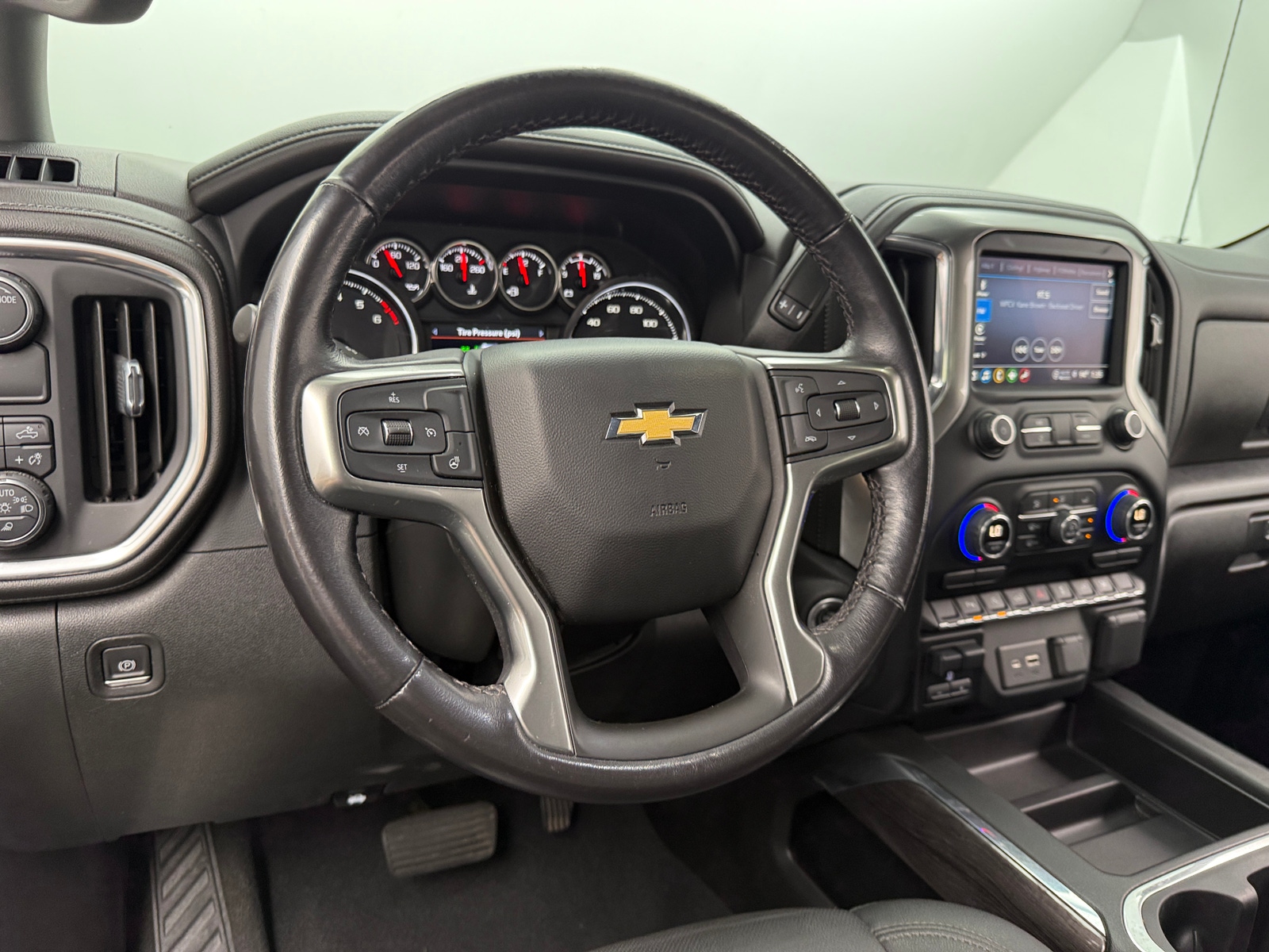 Thumbnail: 2022 Chevrolet Silverado 1500 - 4