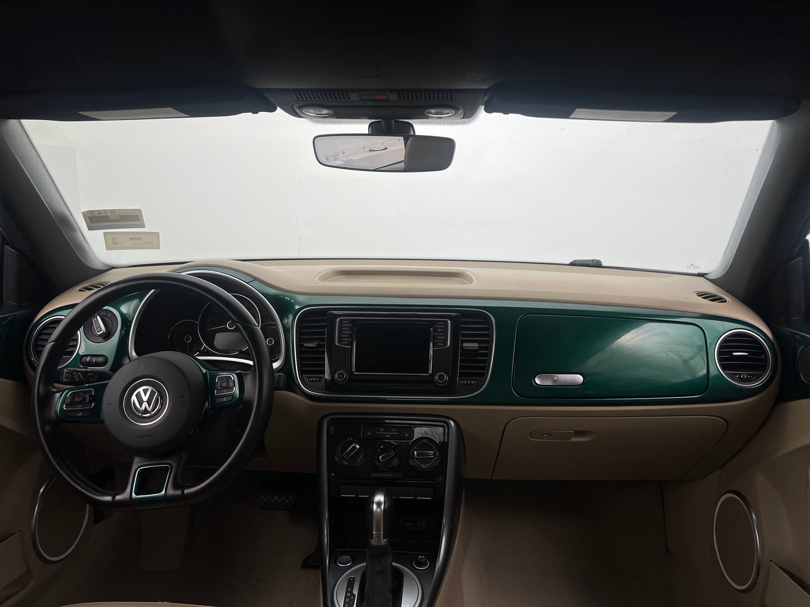 Thumbnail: 2017 Volkswagen Beetle - 2