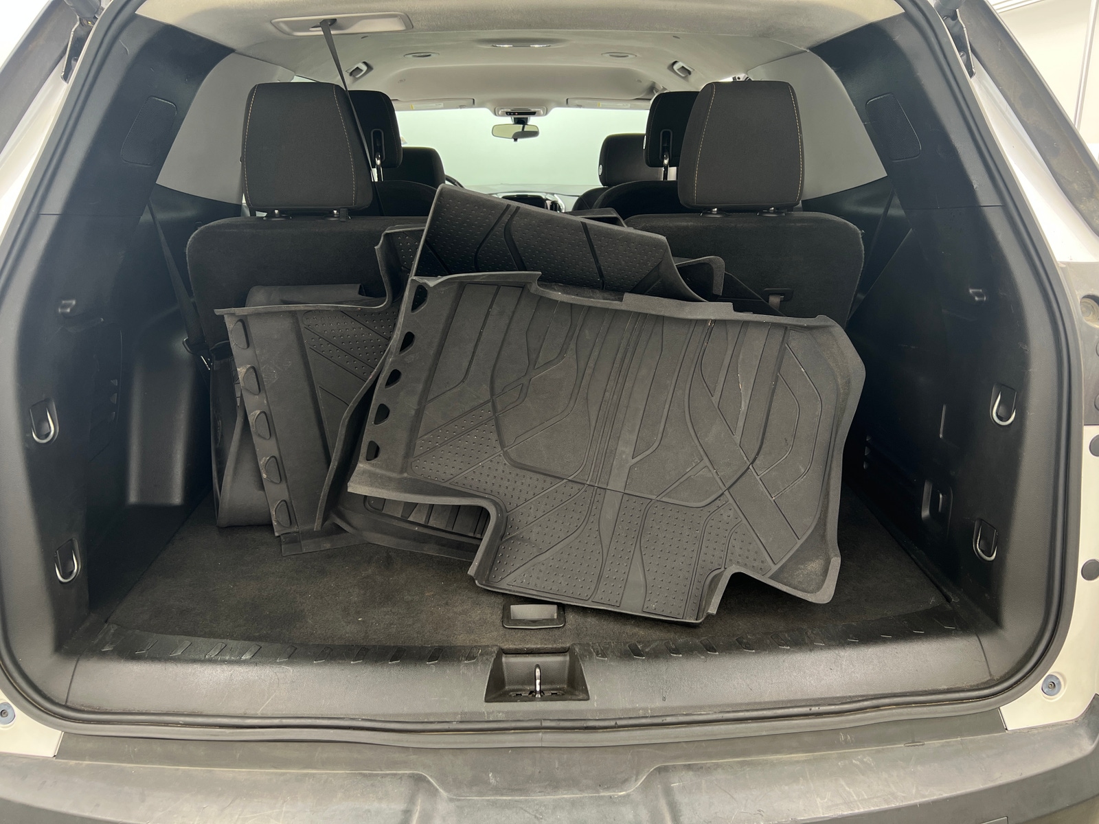 Thumbnail: 2018 Chevrolet Traverse - 7