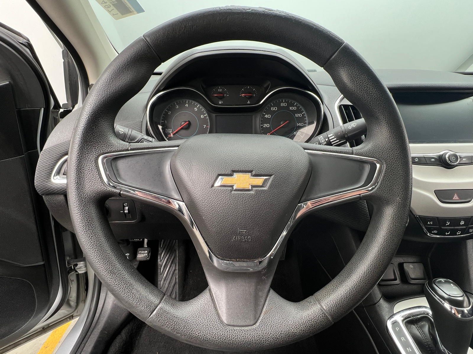 Thumbnail: 2017 Chevrolet Cruze - 5