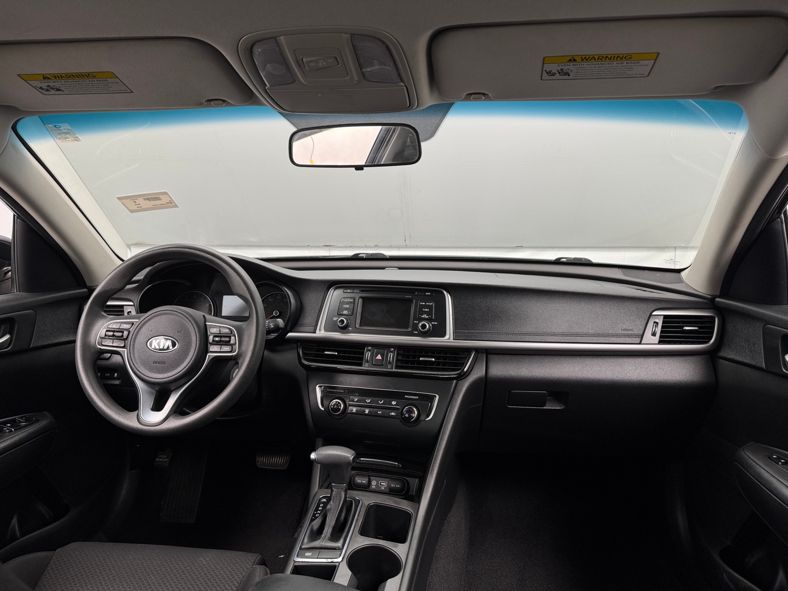 Thumbnail: 2016 Kia Optima - 3