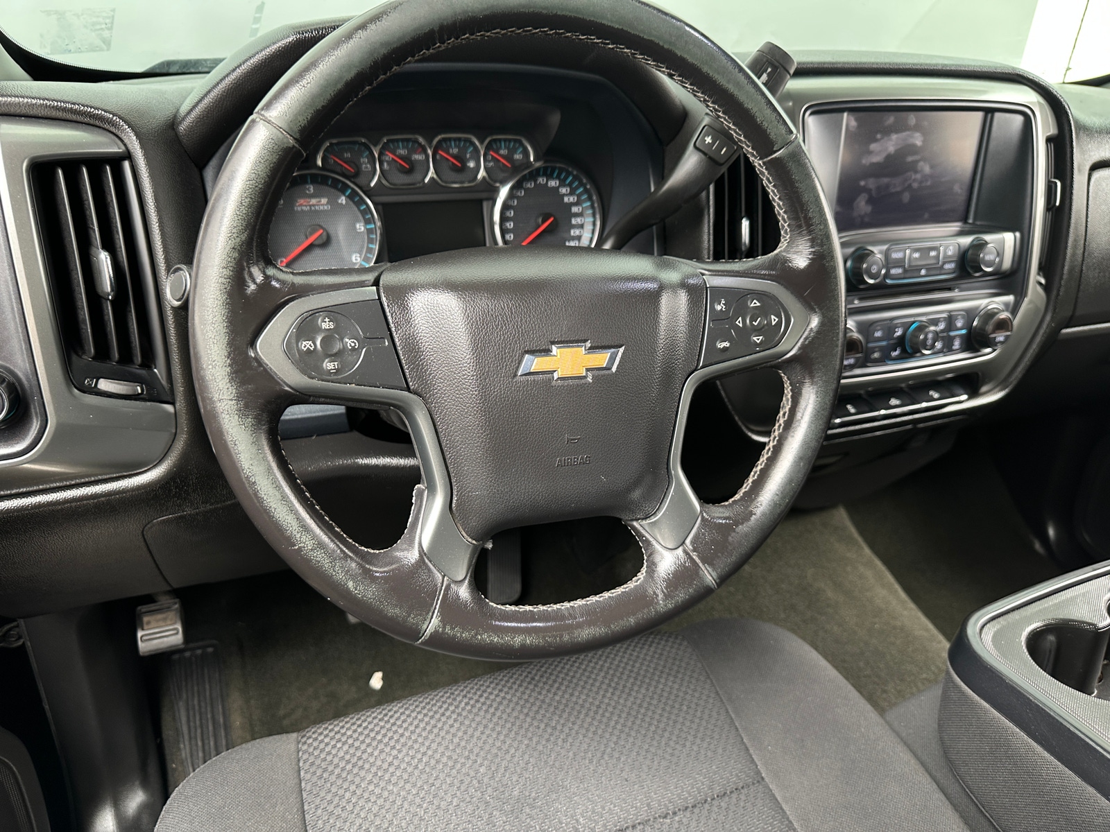 Thumbnail: 2018 Chevrolet Silverado 1500 - 5