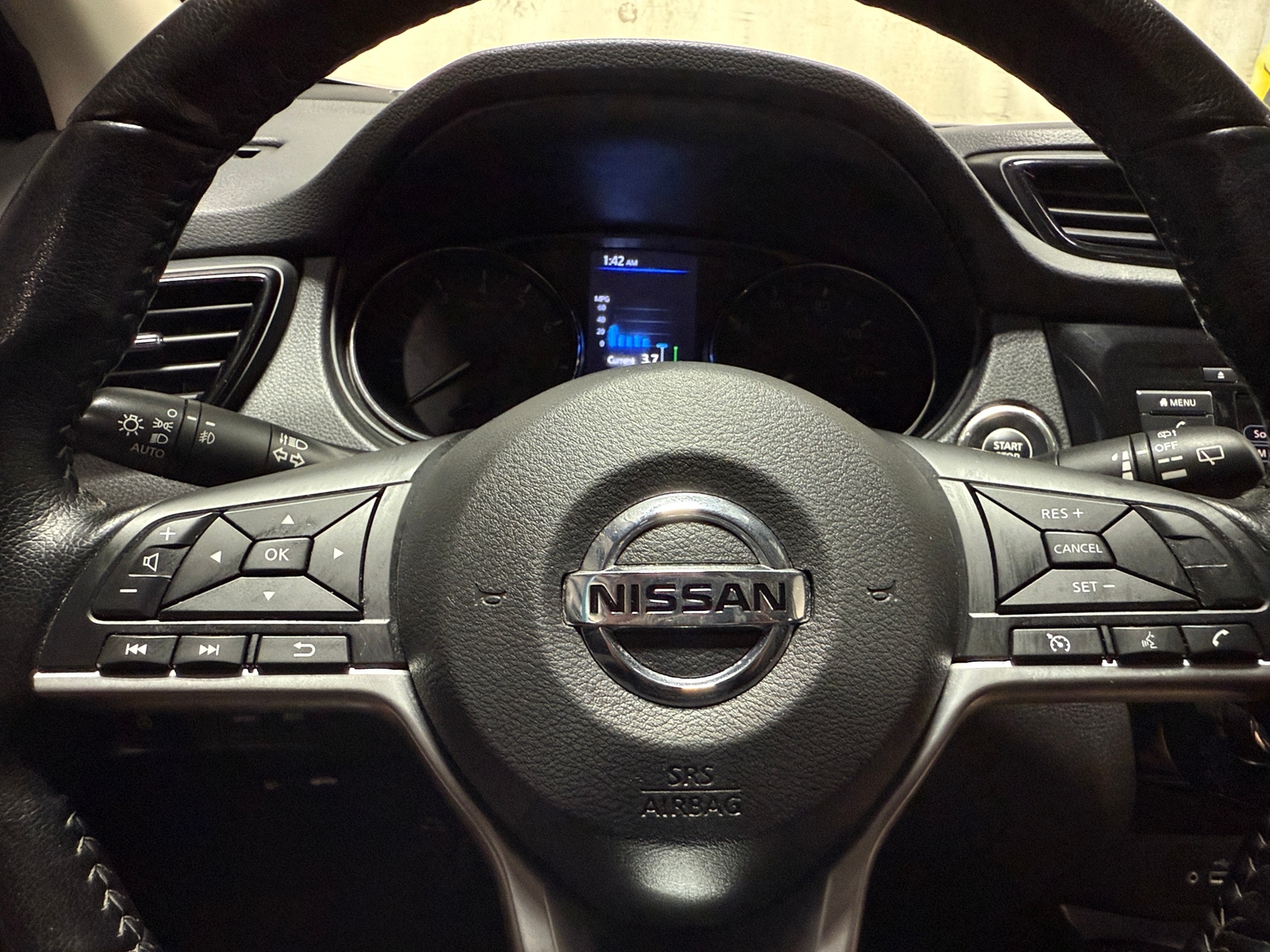 Thumbnail: 2021 Nissan Rogue Sport - 5