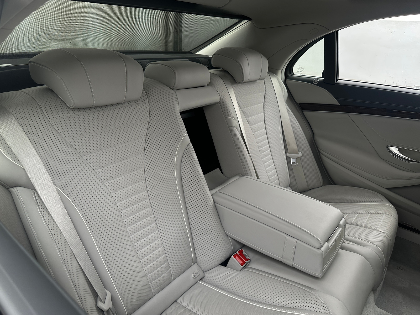 Thumbnail: 2017 Mercedes-Benz S-Class - 5