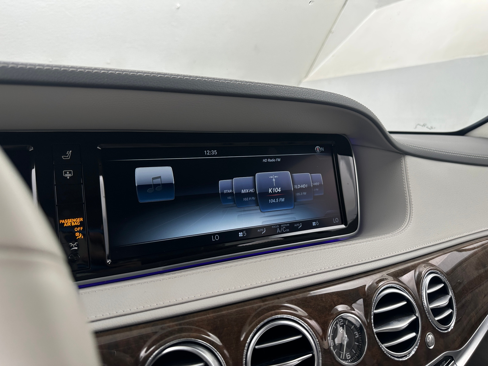 Thumbnail: 2017 Mercedes-Benz S-Class - 3