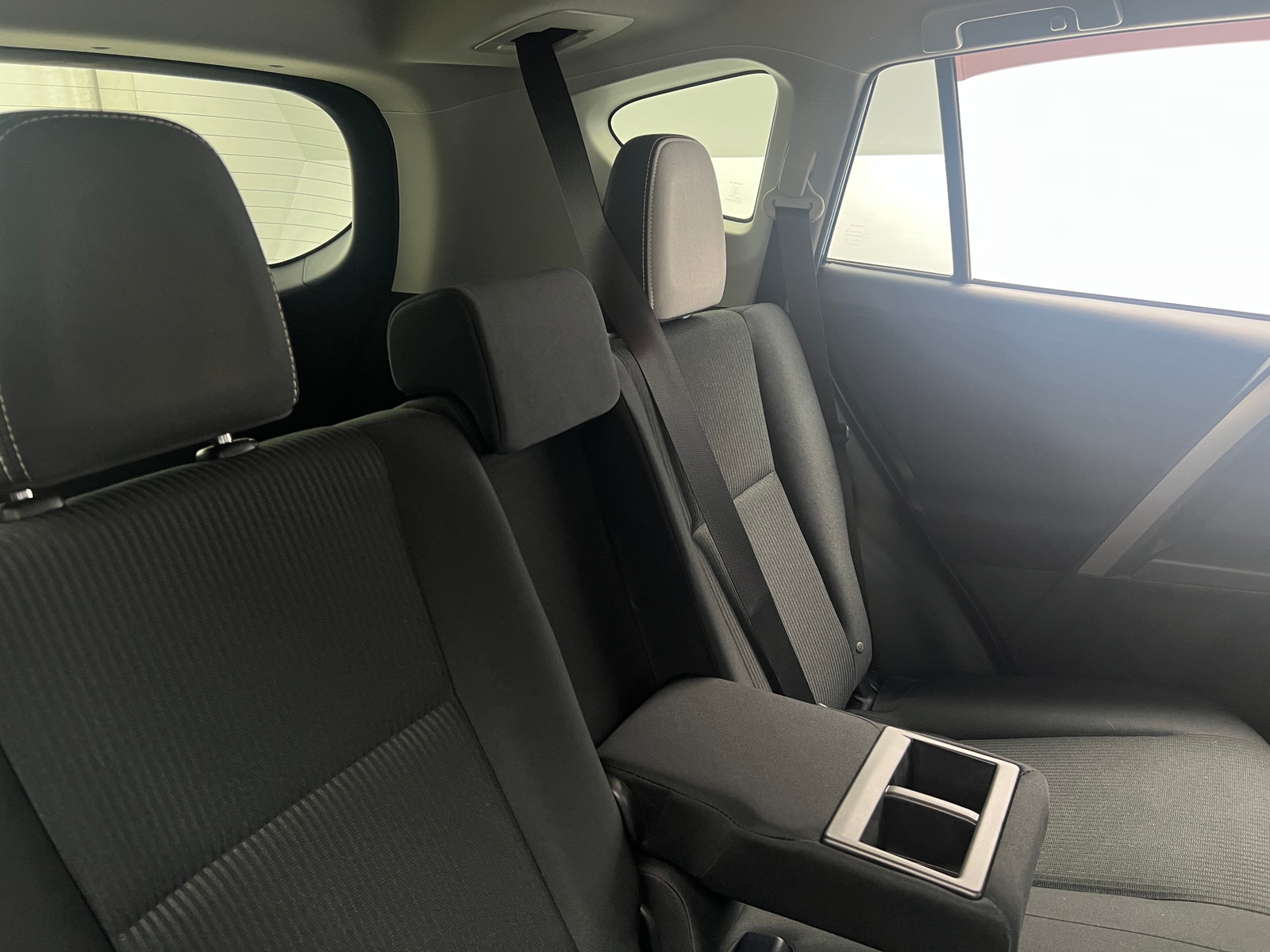 Thumbnail: 2018 Toyota RAV4 - 6