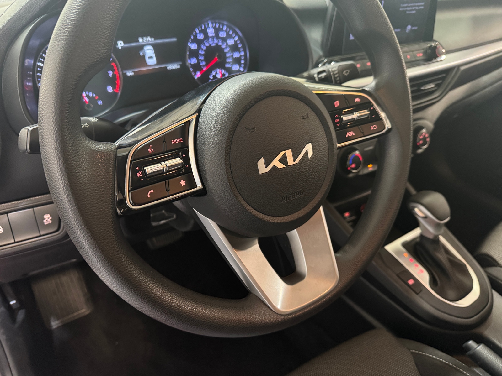 Thumbnail: 2023 Kia Forte - 5