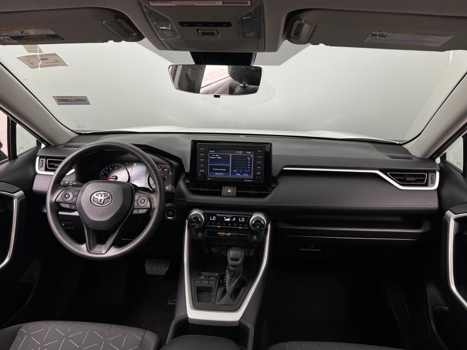Thumbnail: 2022 Toyota RAV4 - 3