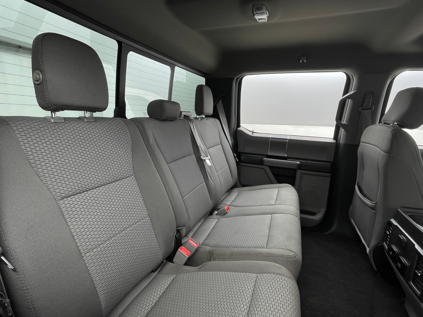 Thumbnail: 2019 Ford Econoline - 6
