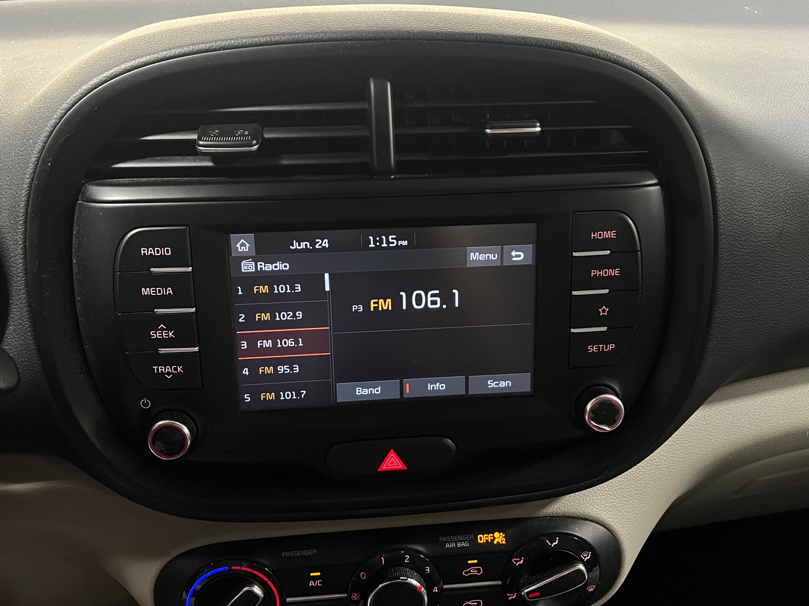 Thumbnail: 2021 Kia Soul - 4