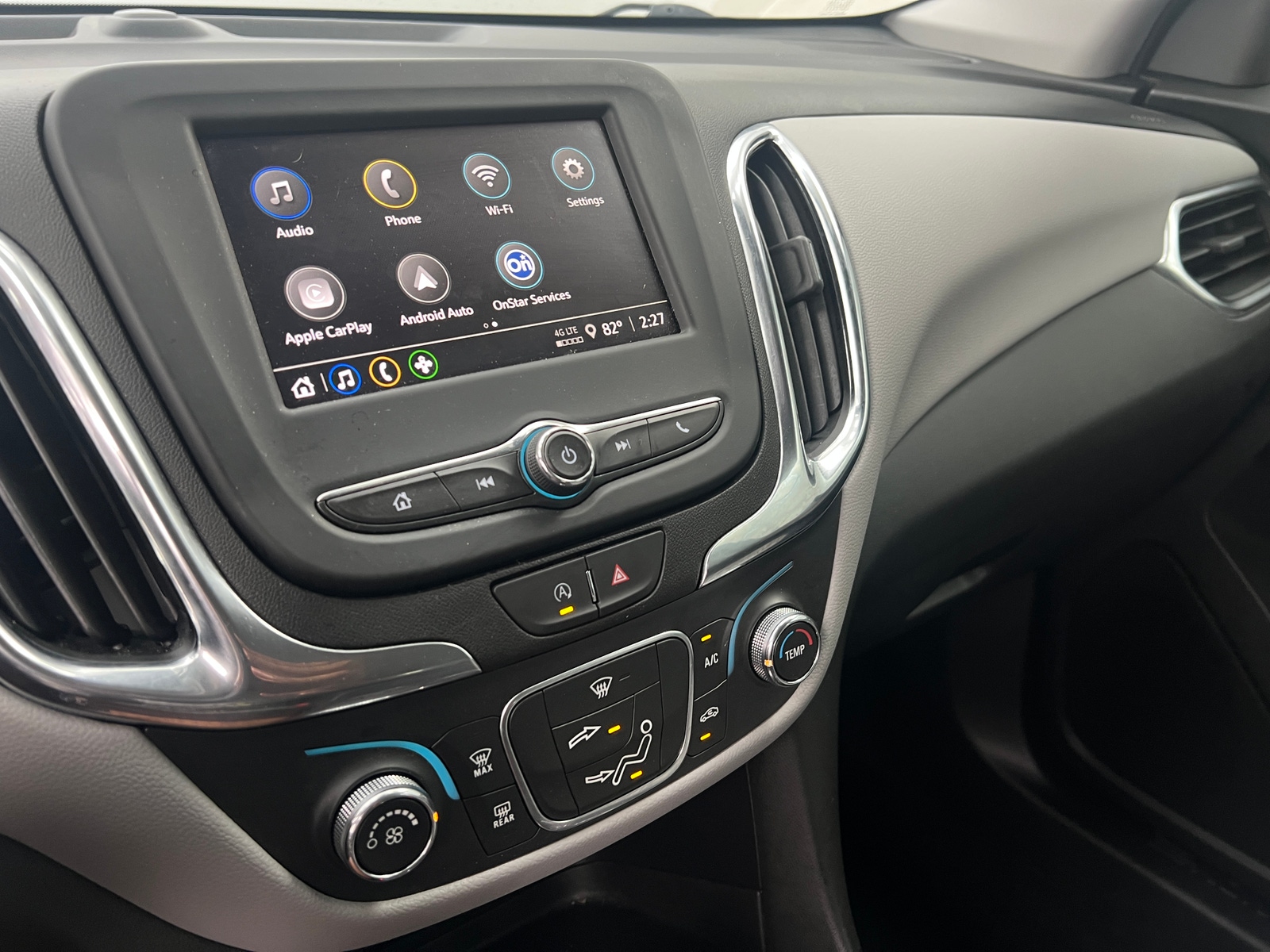 Thumbnail: 2023 Chevrolet Equinox - 4