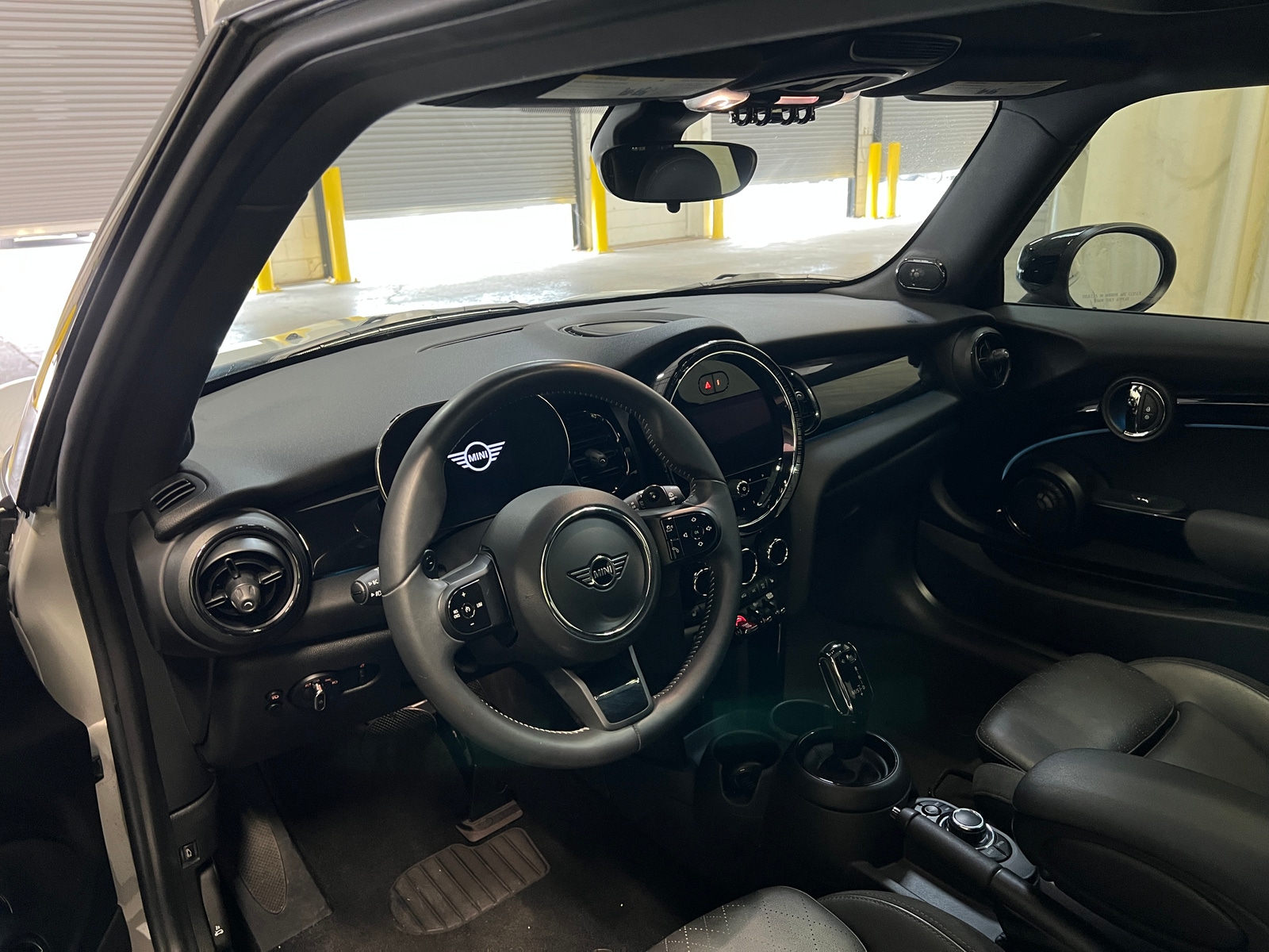 Thumbnail: 2022 MINI Cooper Hardtop - 2