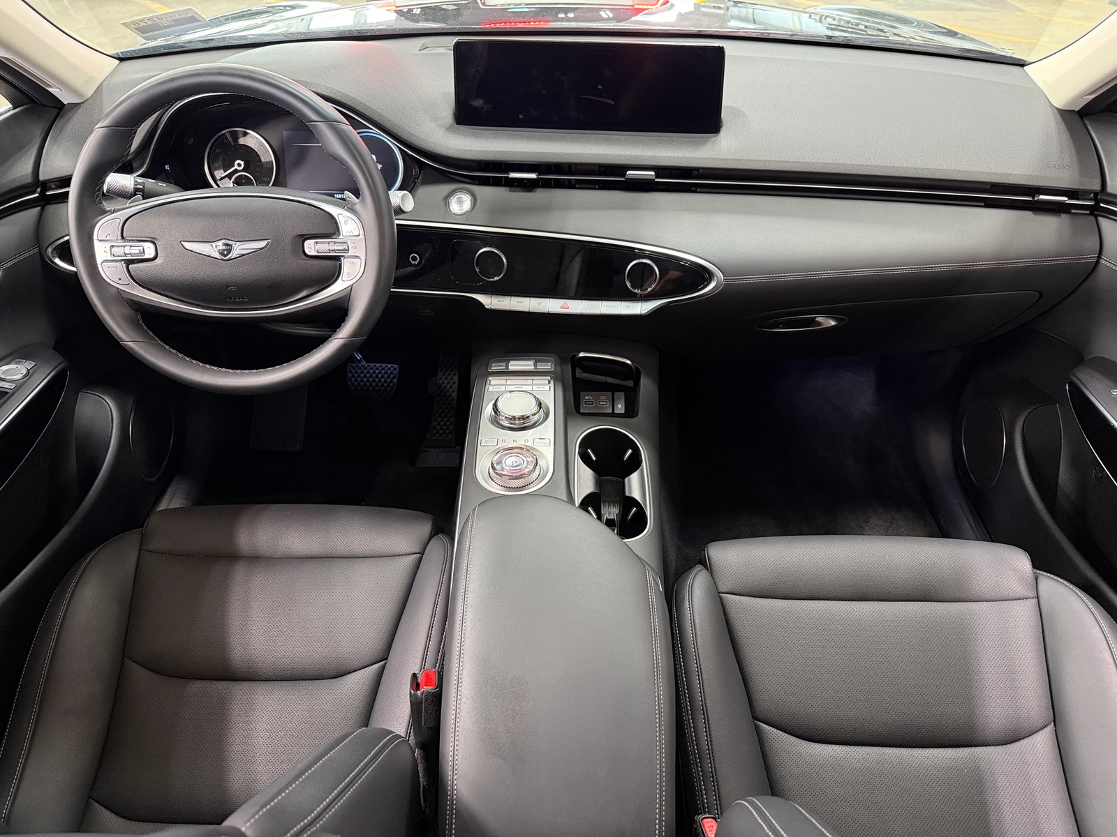 Thumbnail: 2025 Genesis GV70 - 2