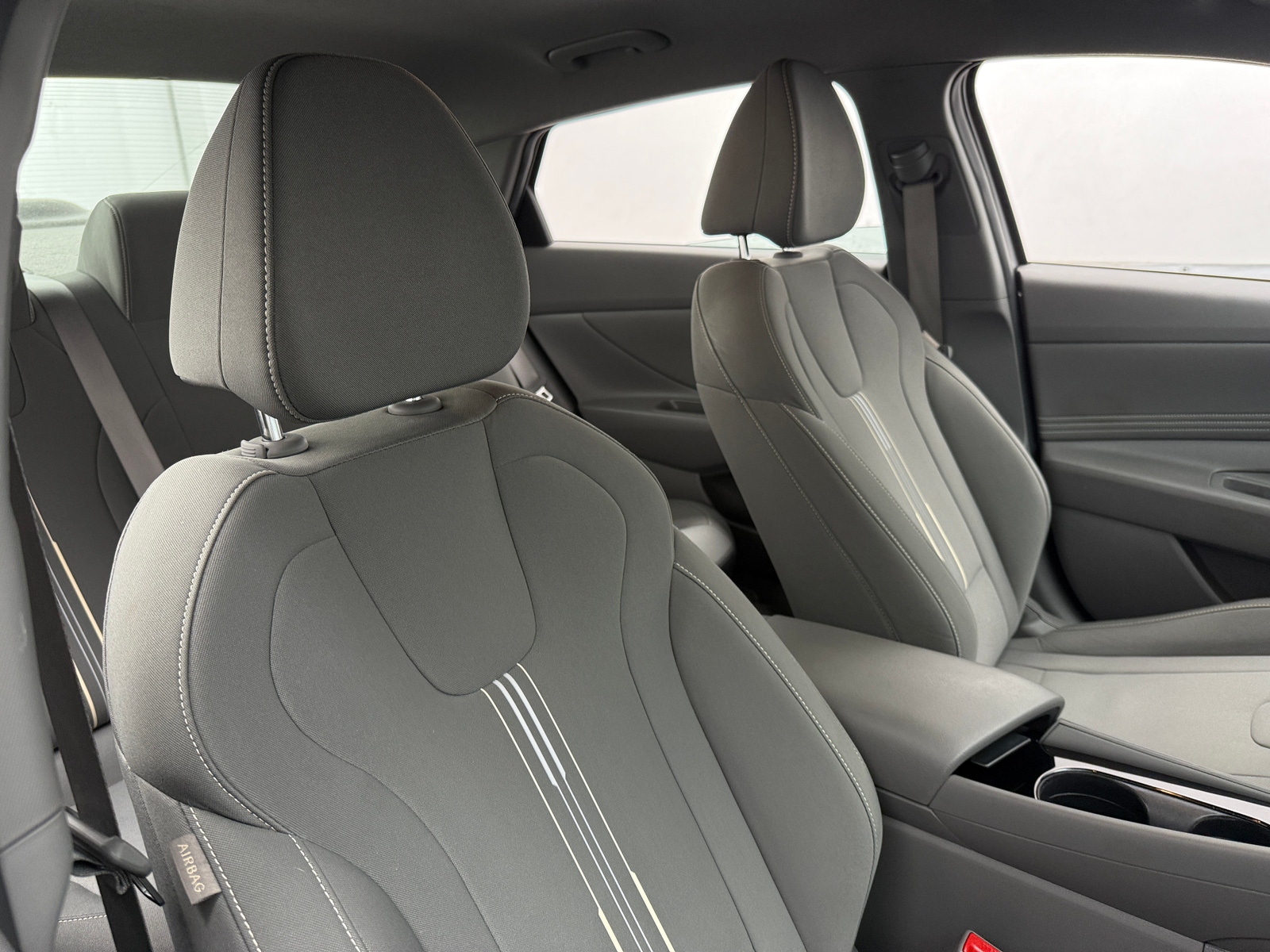 Thumbnail: 2023 Hyundai Elantra - 2
