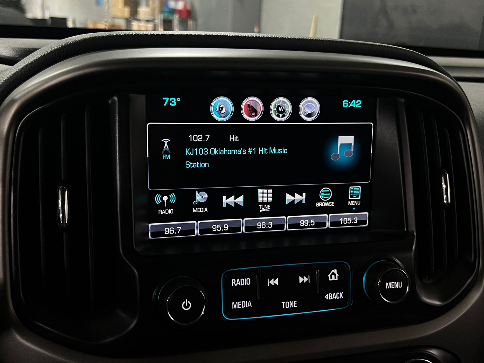 Thumbnail: 2016 Chevrolet Colorado - 3
