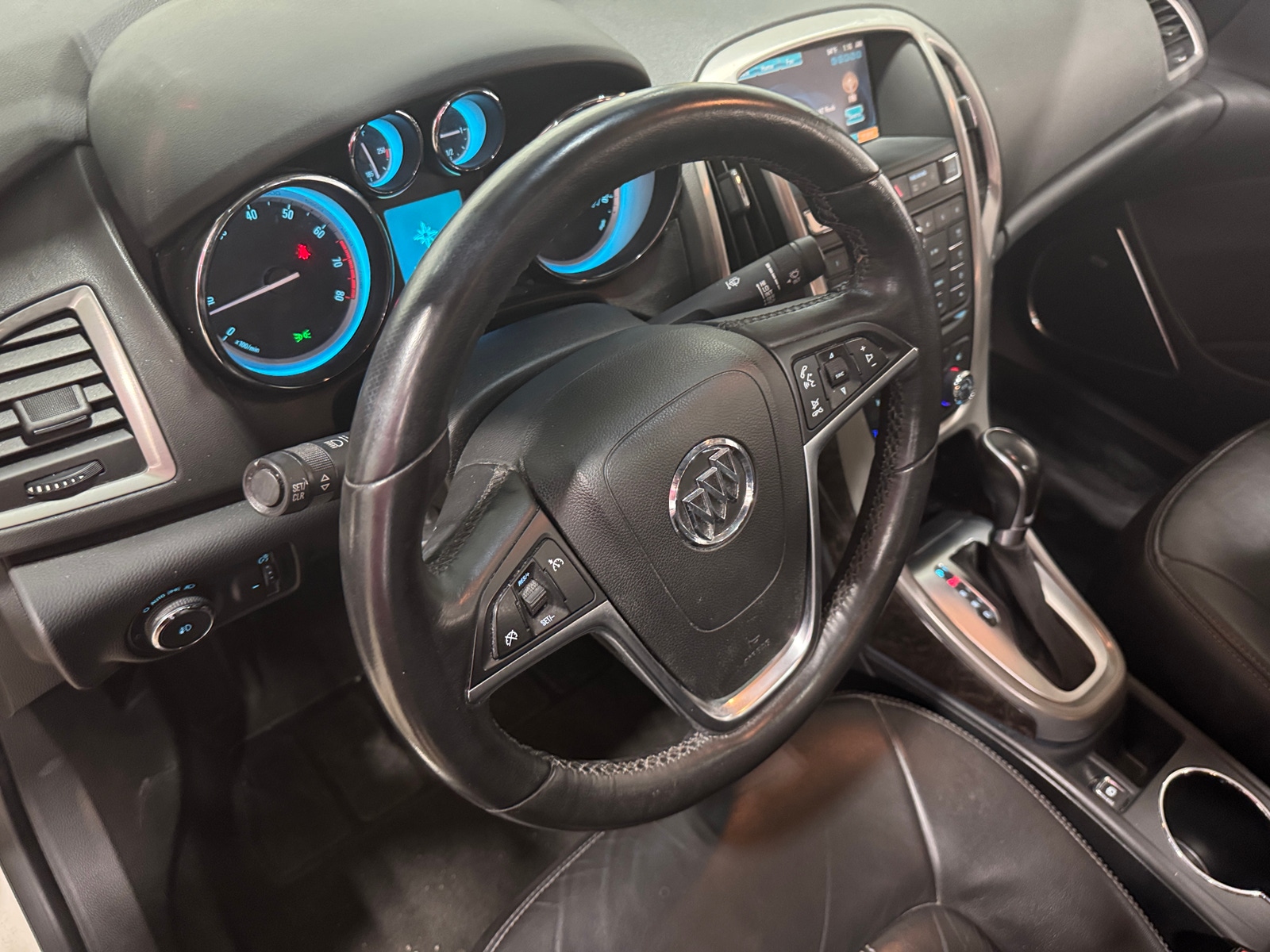 Thumbnail: 2013 Buick Verano - 2