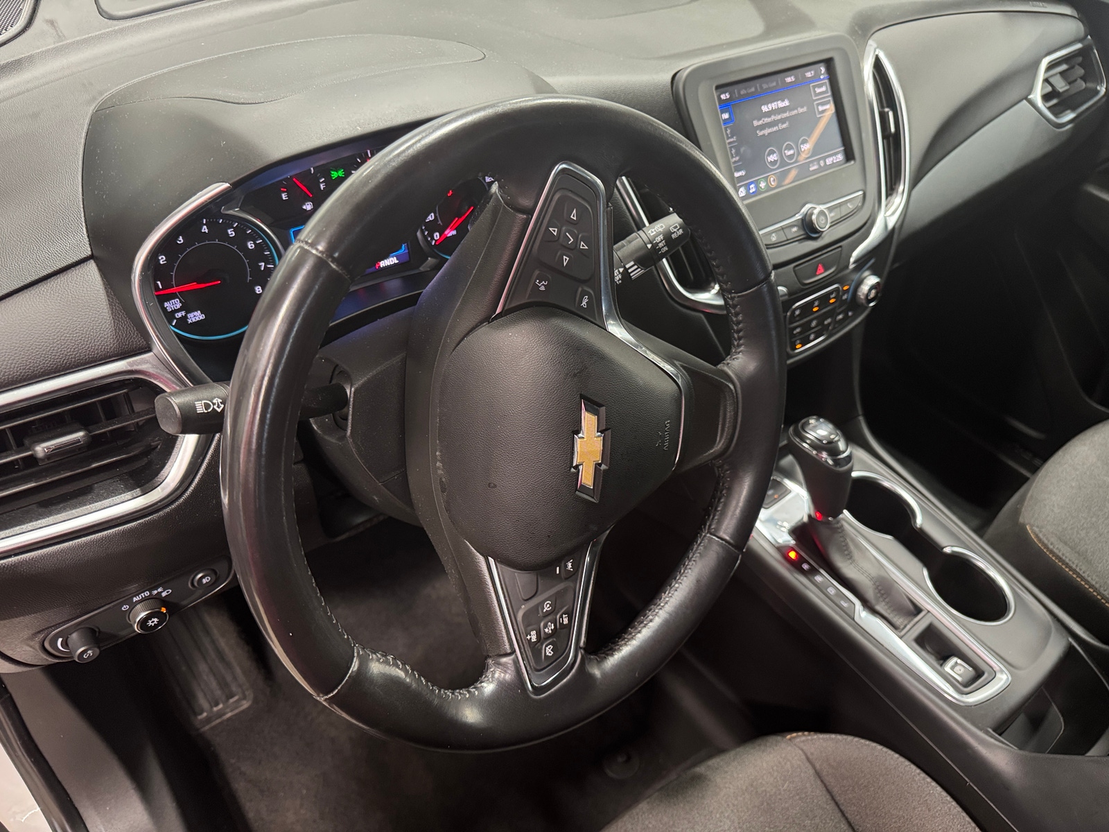 Thumbnail: 2021 Chevrolet Equinox - 3