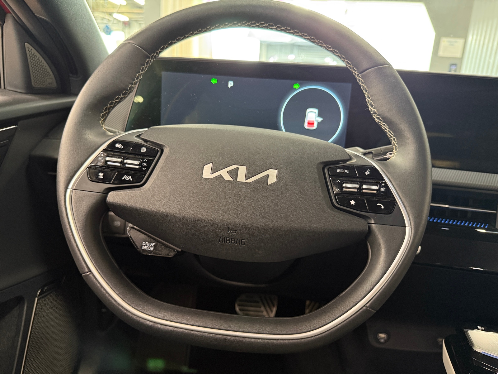 Thumbnail: 2024 Kia EV6 - 4