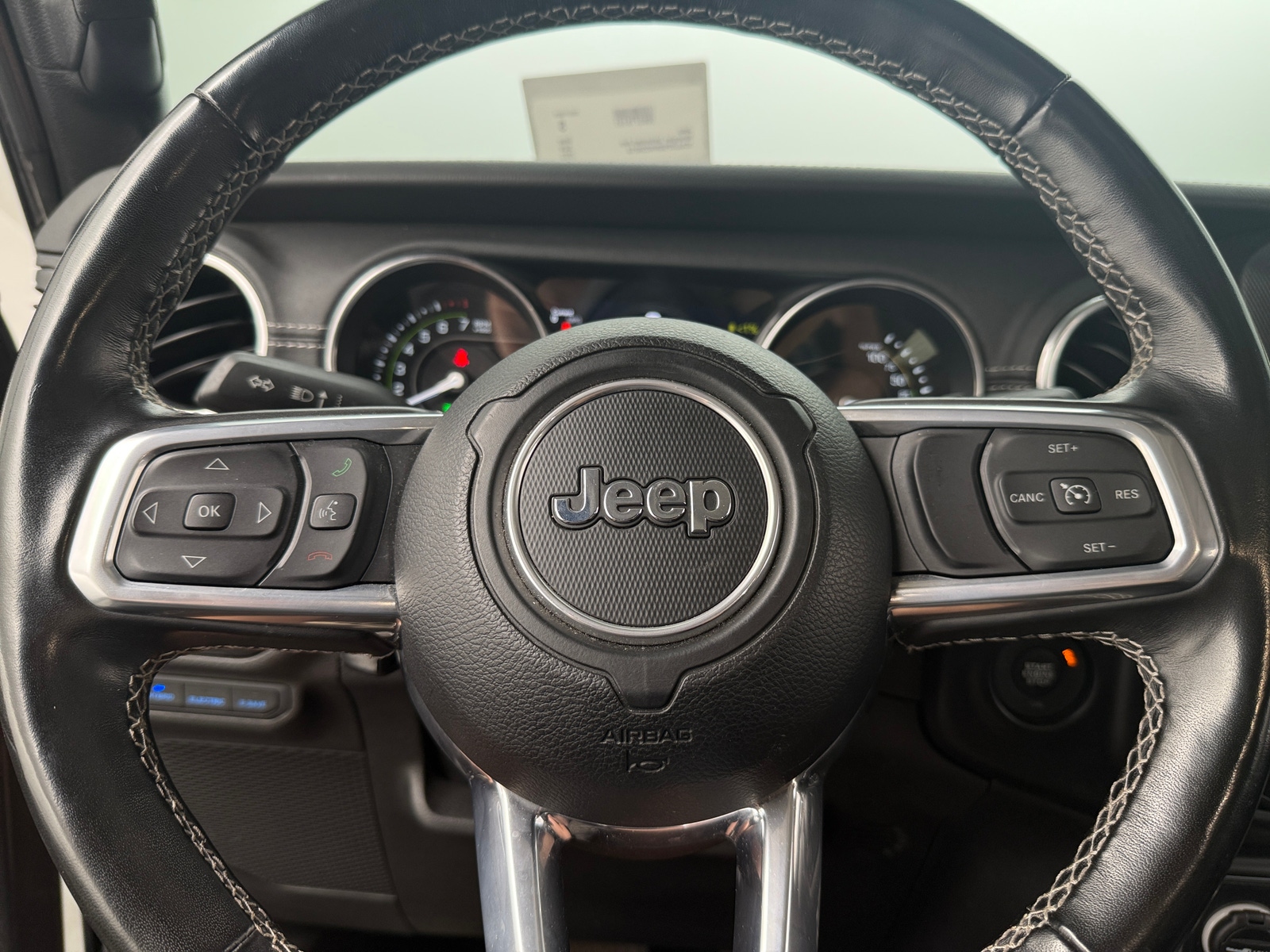 Thumbnail: 2022 Jeep Wrangler - 4