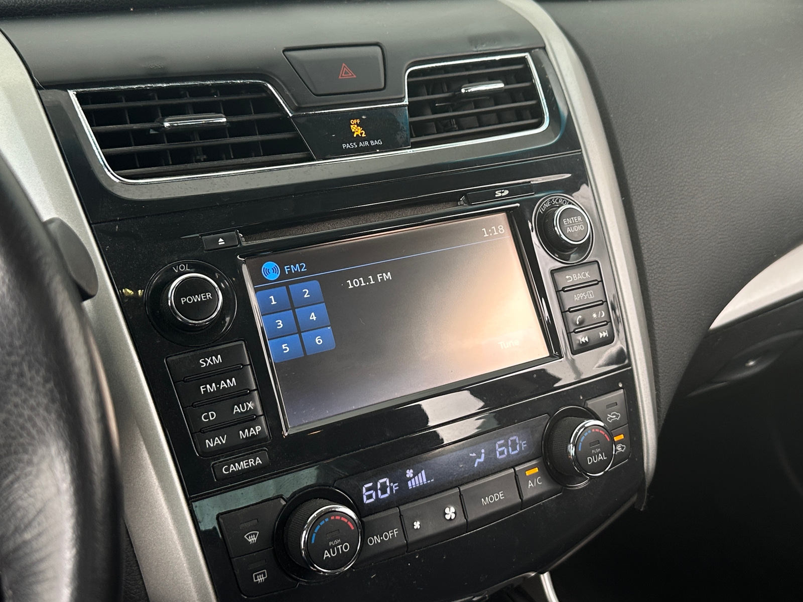 Thumbnail: 2015 Nissan Altima - 4
