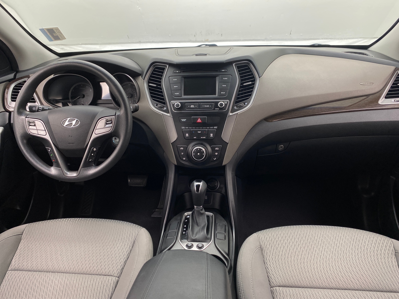Thumbnail: 2018 Hyundai Santa Fe - 3