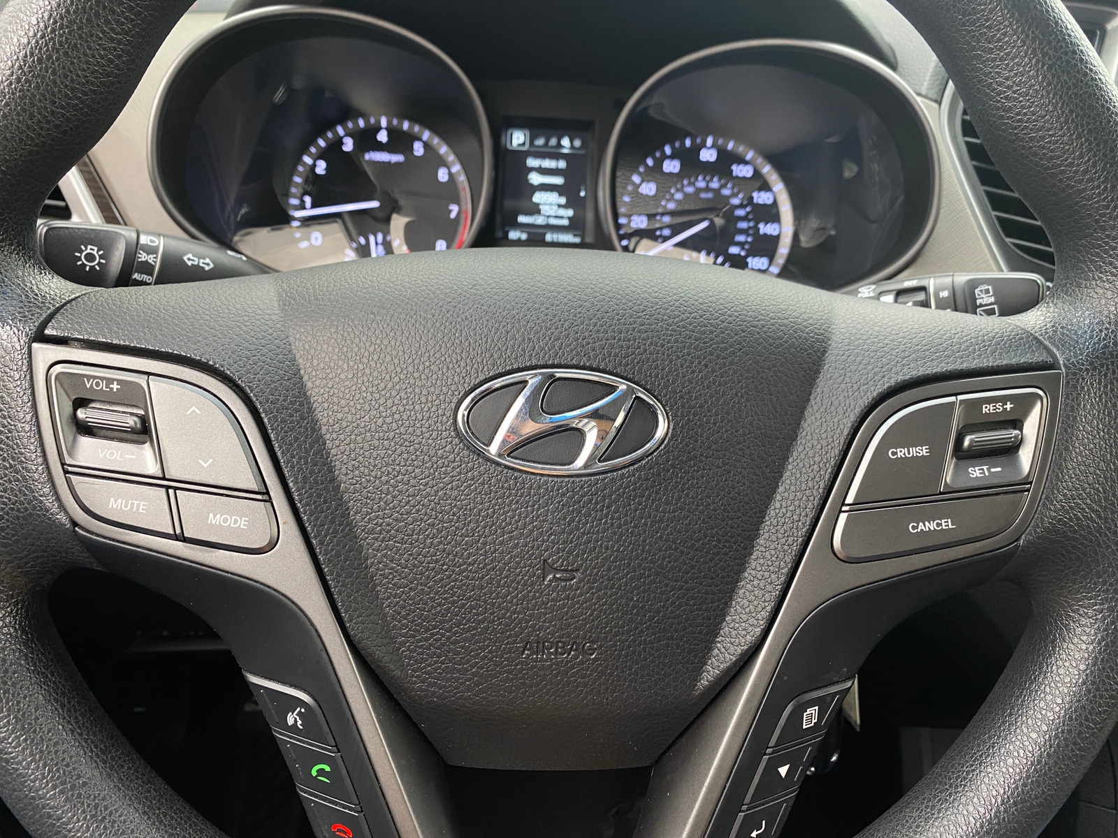 Thumbnail: 2018 Hyundai Santa Fe - 5