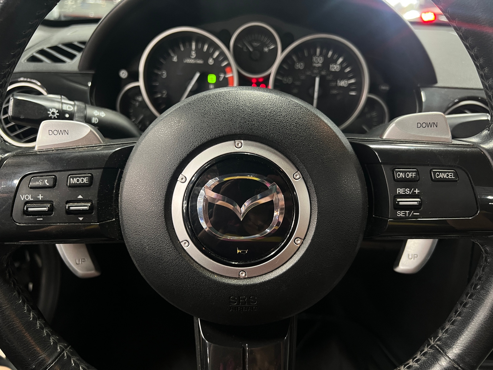 Thumbnail: 2013 Mazda MX-5 Miata - 4