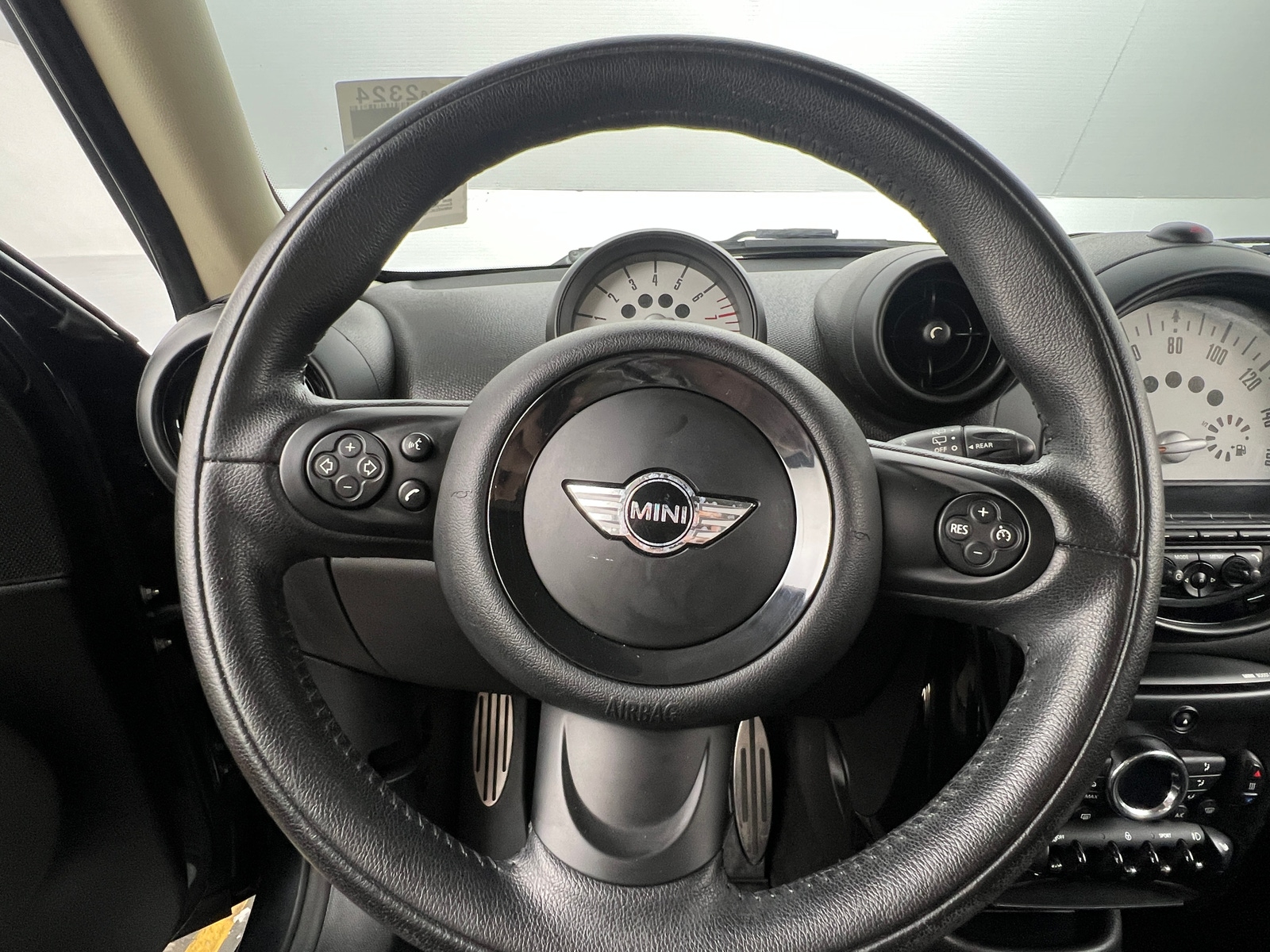Thumbnail: 2014 MINI Cooper Countryman - 4