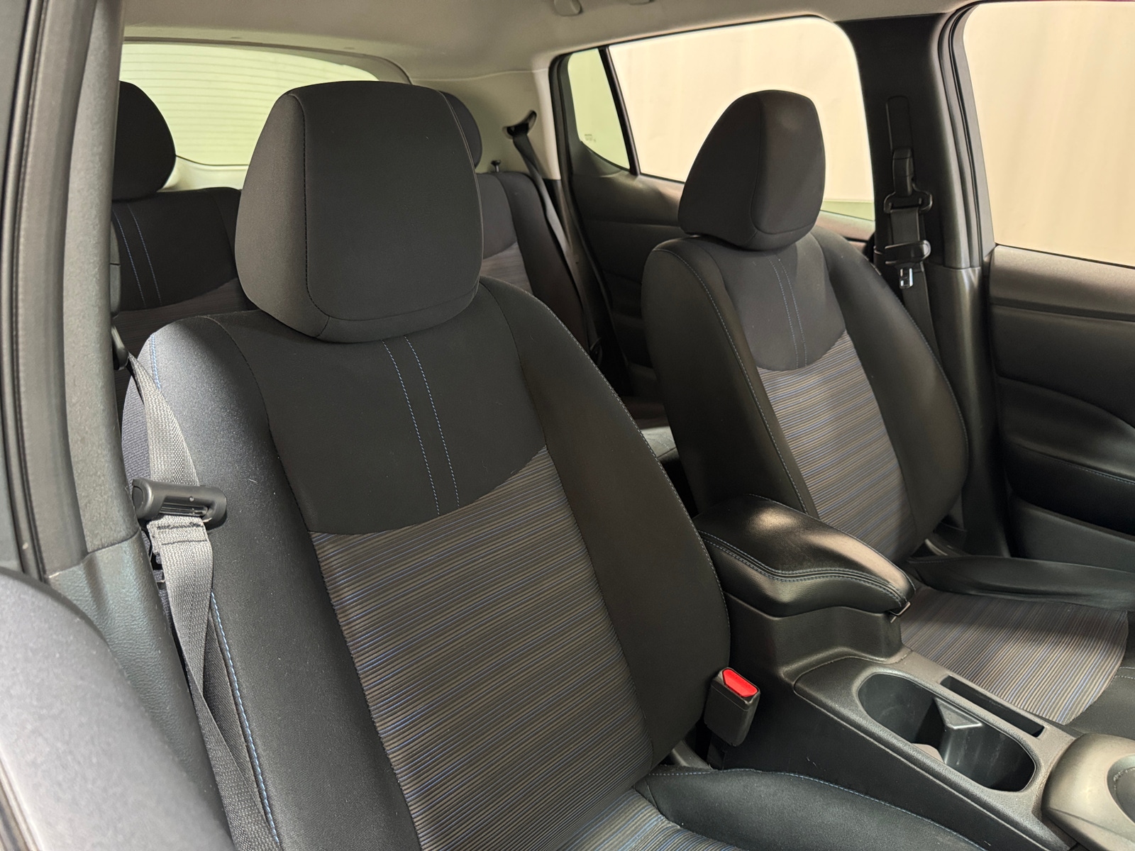 Thumbnail: 2018 Nissan Leaf - 2