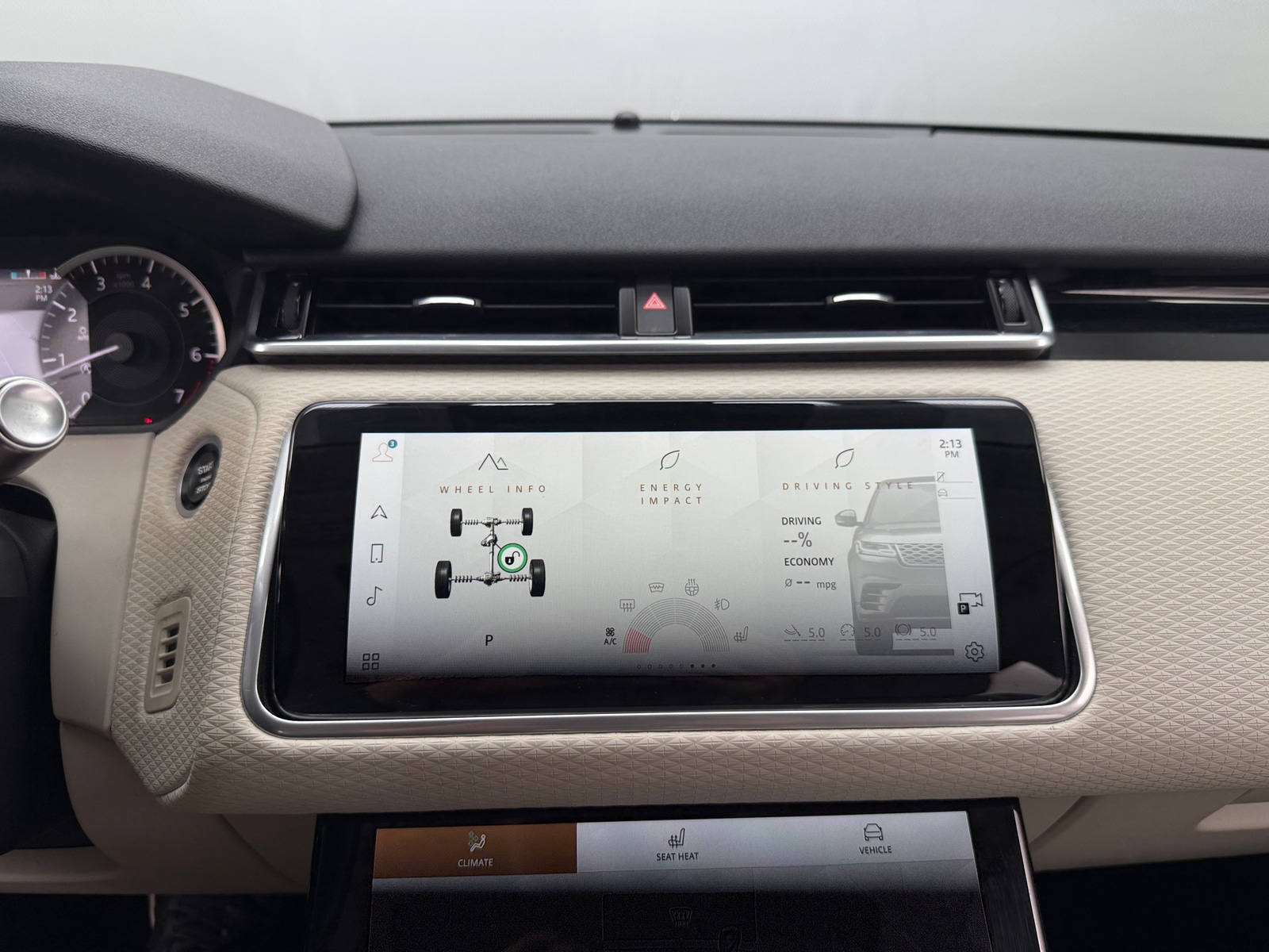 Thumbnail: 2022 Land Rover Range Rover Velar - 3