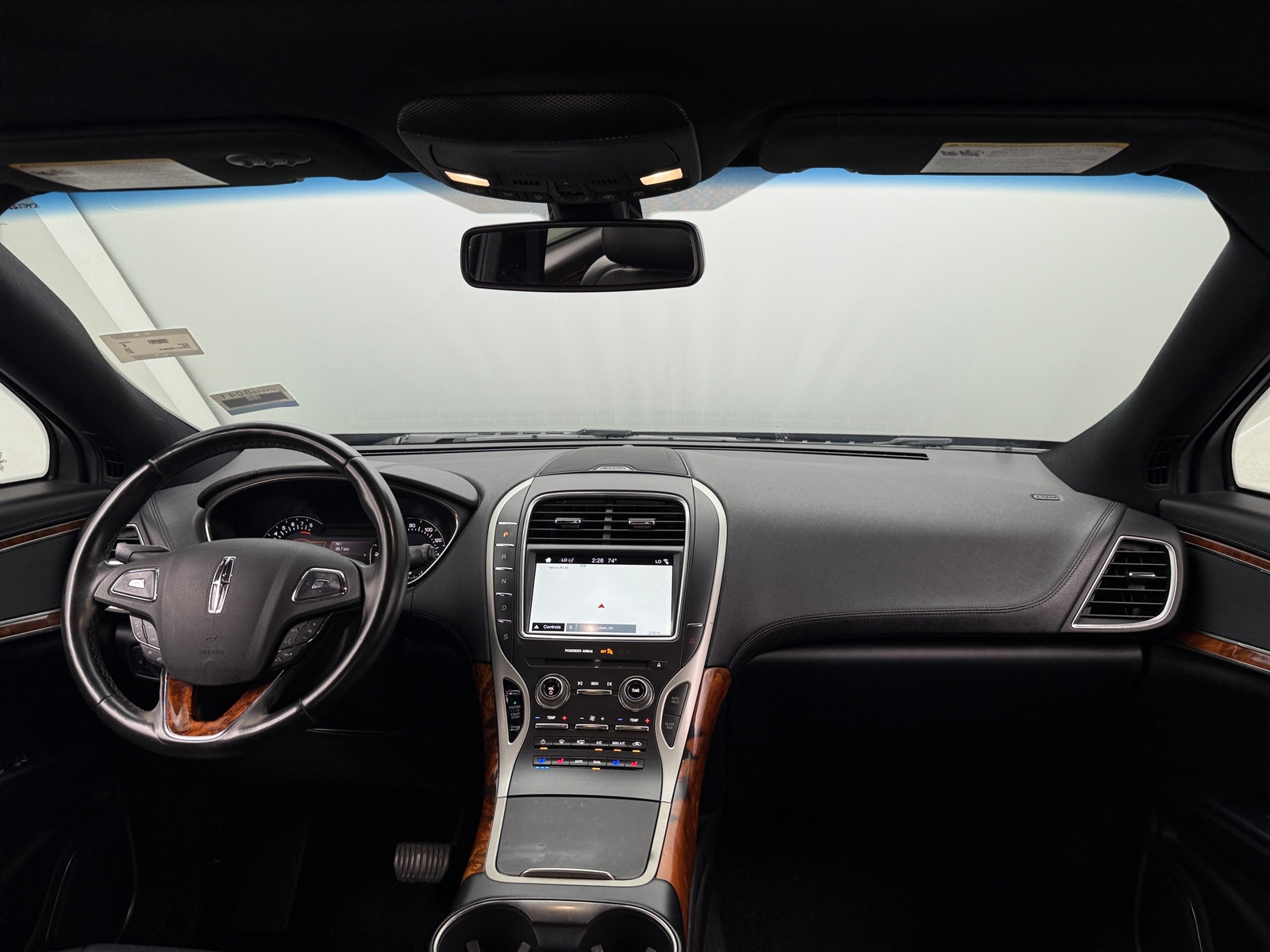 Thumbnail: 2017 Lincoln MKX - 2