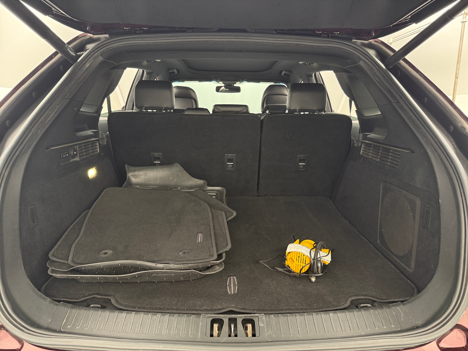 Thumbnail: 2017 Lincoln MKX - 6
