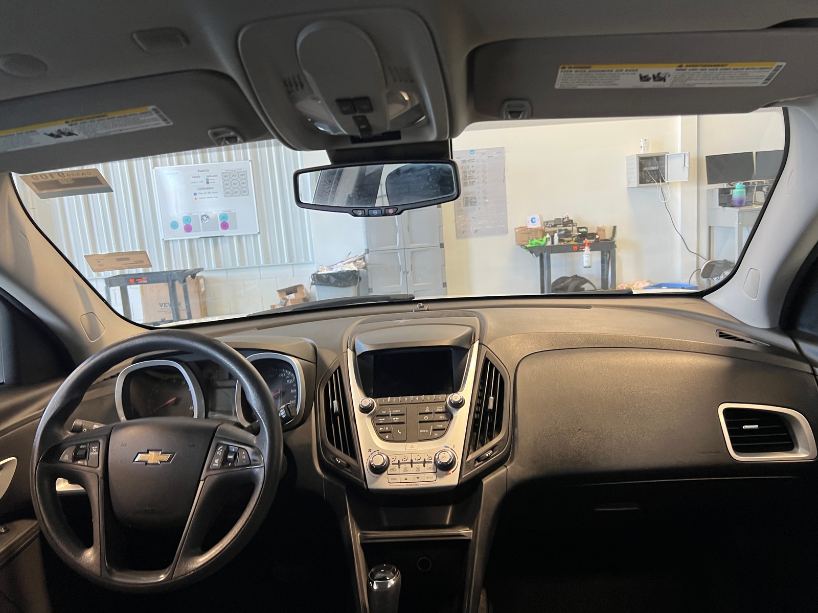 Thumbnail: 2017 Chevrolet Equinox - 3