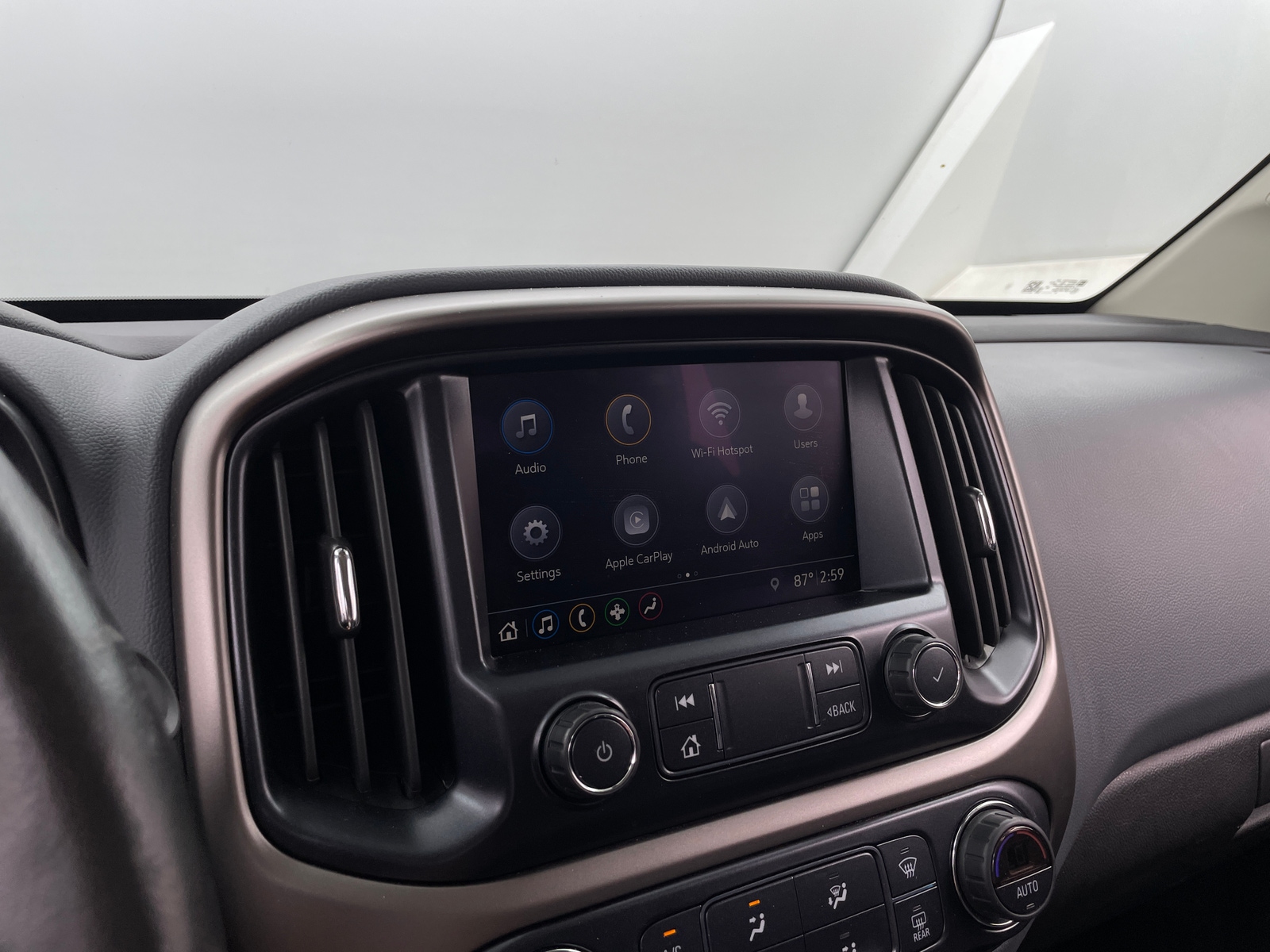 Thumbnail: 2021 Chevrolet Colorado - 3
