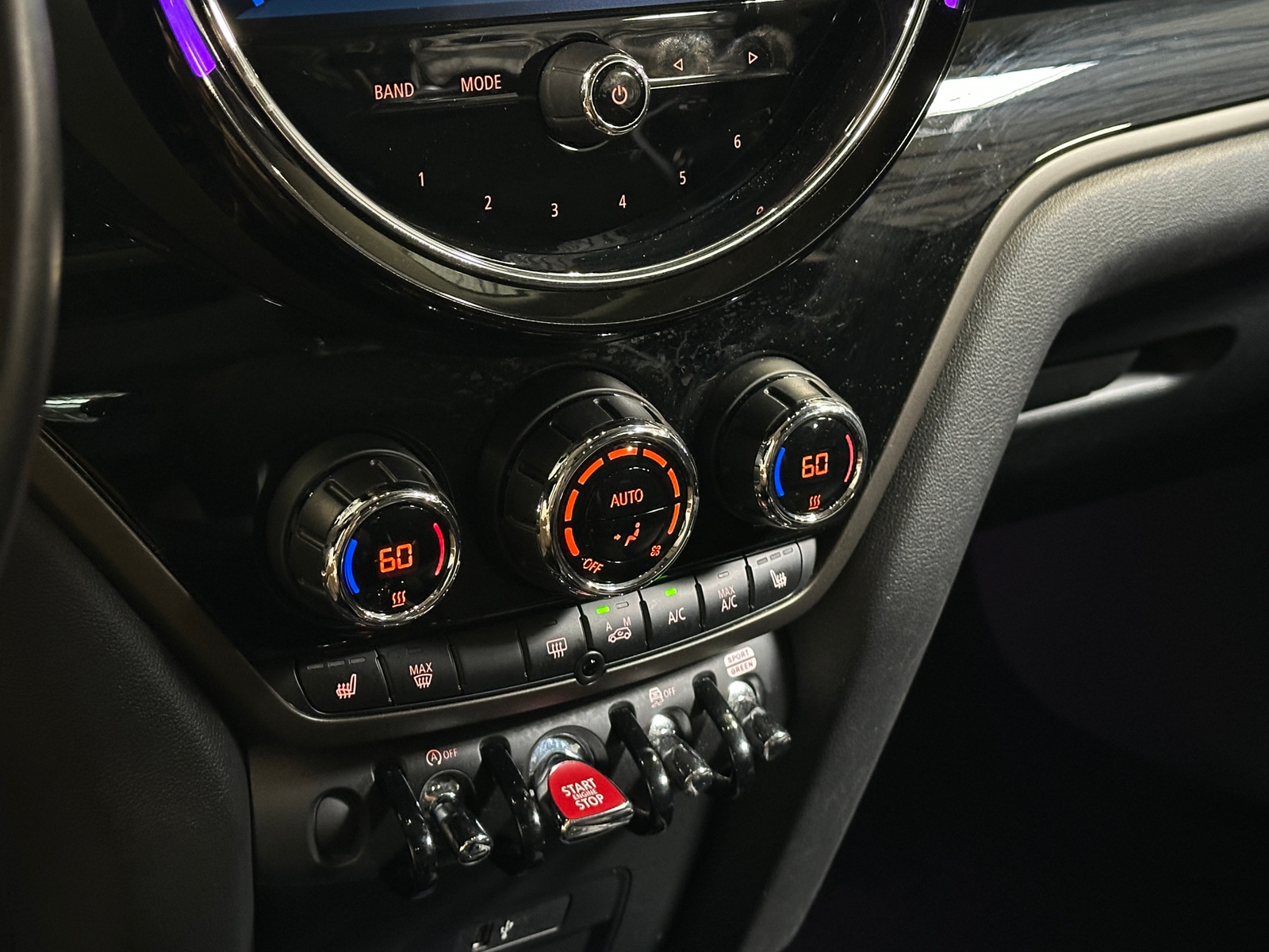 Thumbnail: 2021 MINI Cooper Countryman - 3