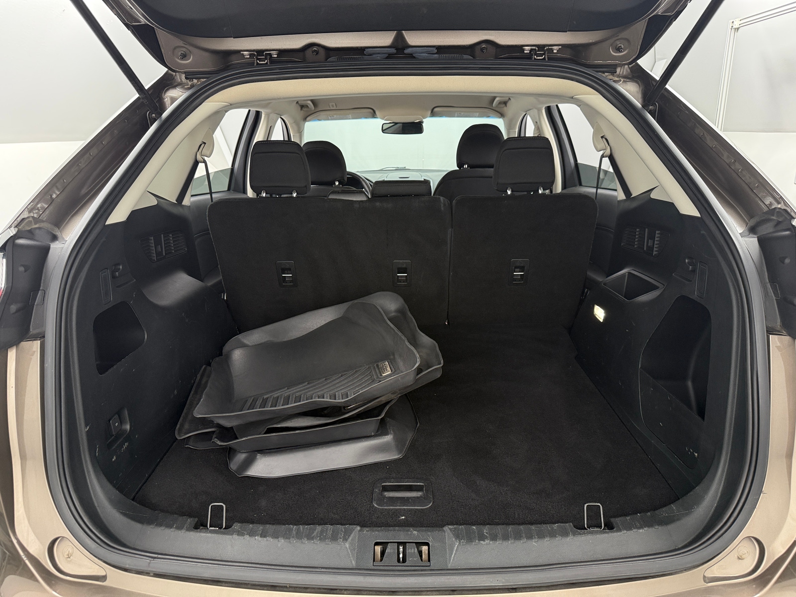 Thumbnail: 2019 Ford Edge - 7