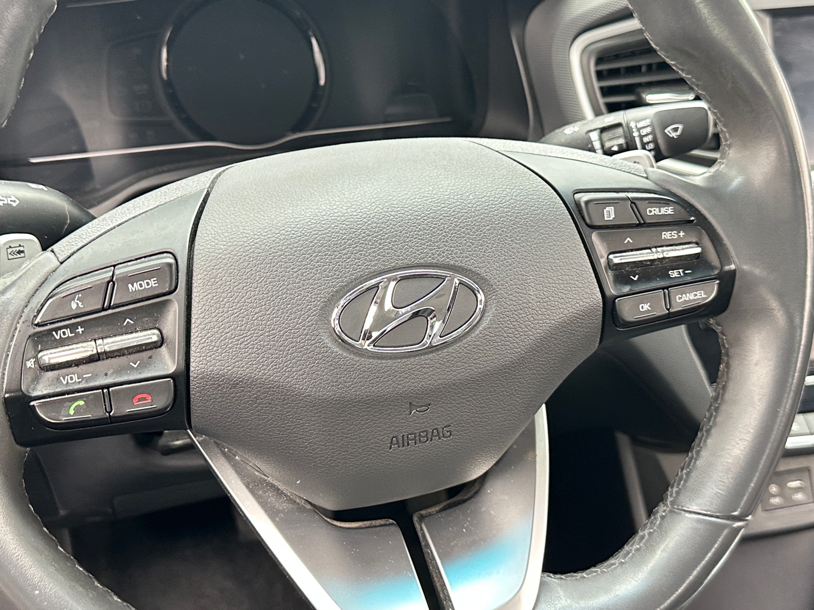Thumbnail: 2018 Hyundai Ioniq - 5