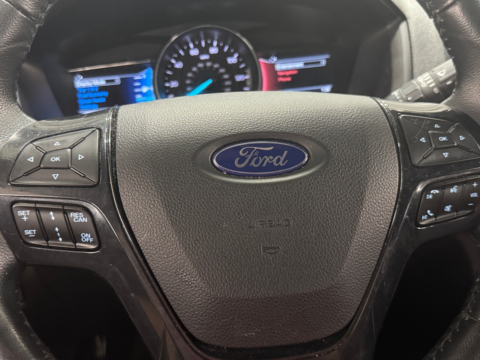 Thumbnail: 2019 Ford Explorer - 4