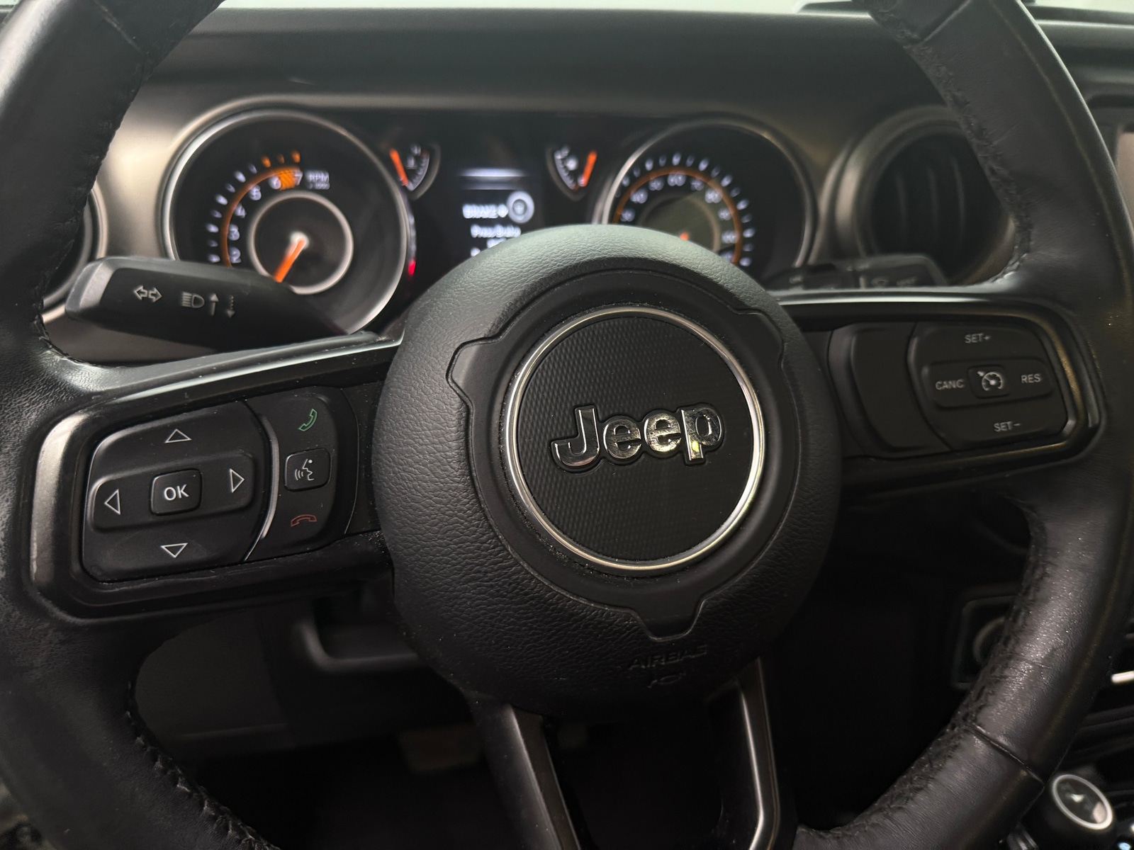 Thumbnail: 2019 Jeep Wrangler - 5