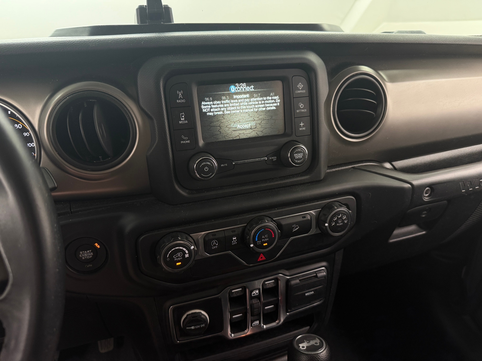 Thumbnail: 2019 Jeep Wrangler - 4