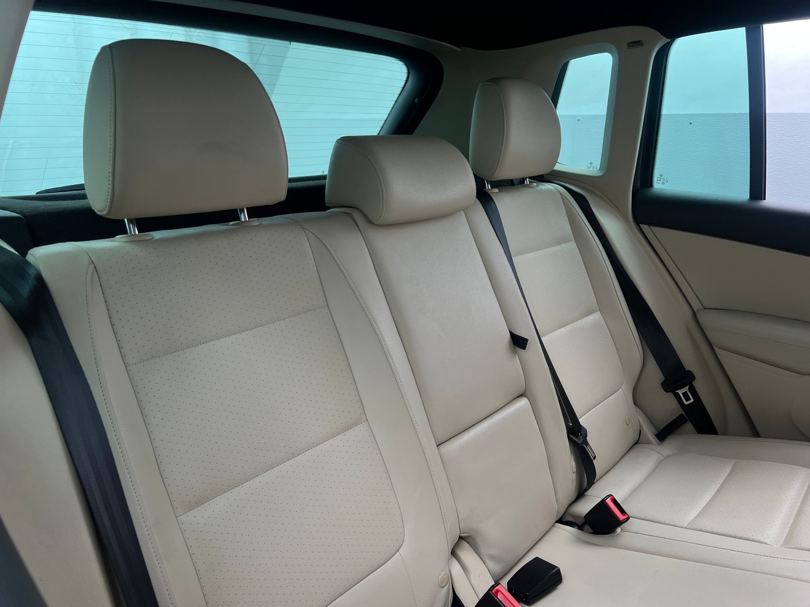 Thumbnail: 2013 Volkswagen Tiguan - 6