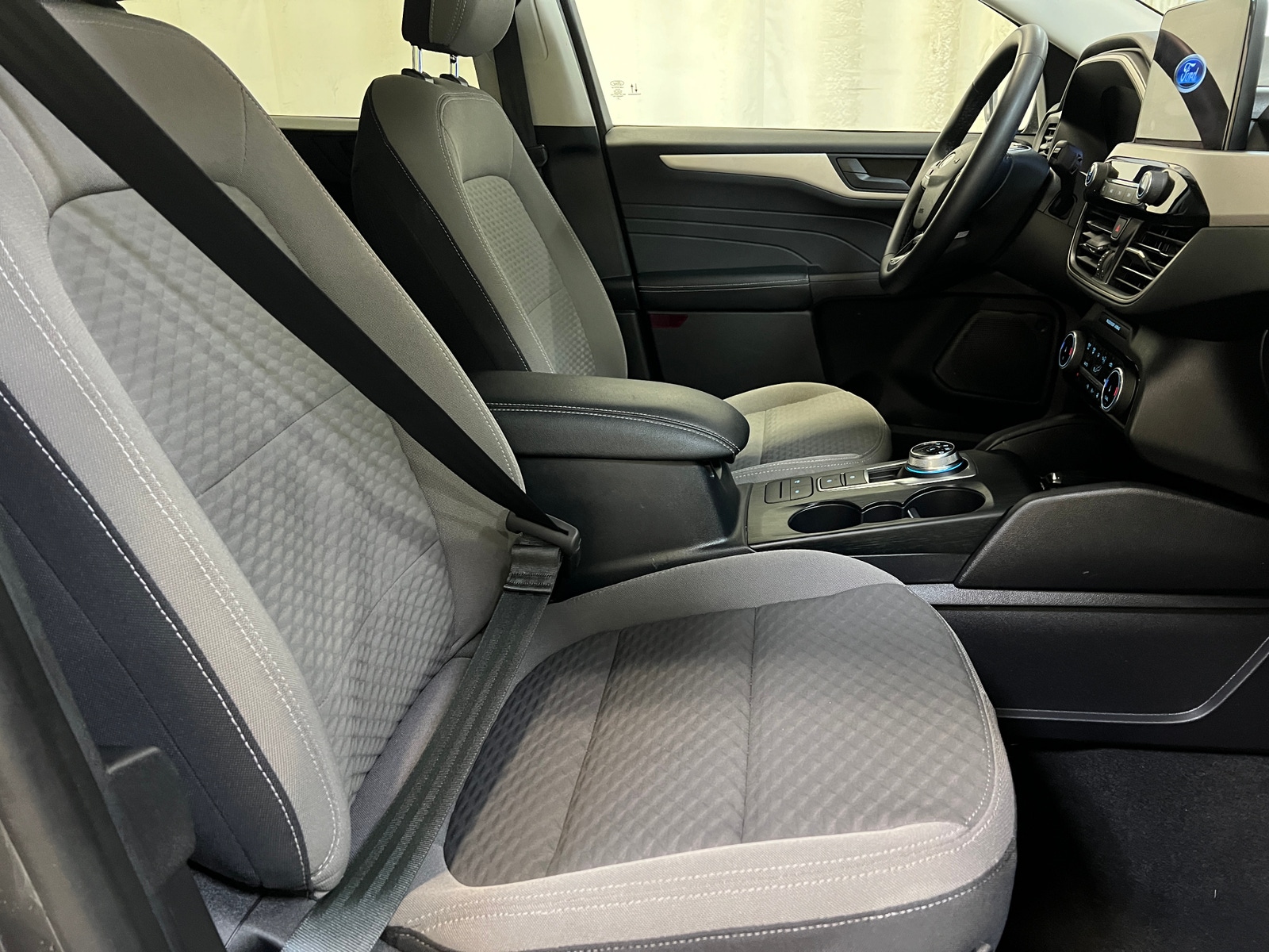 Thumbnail: 2022 Ford Escape - 2