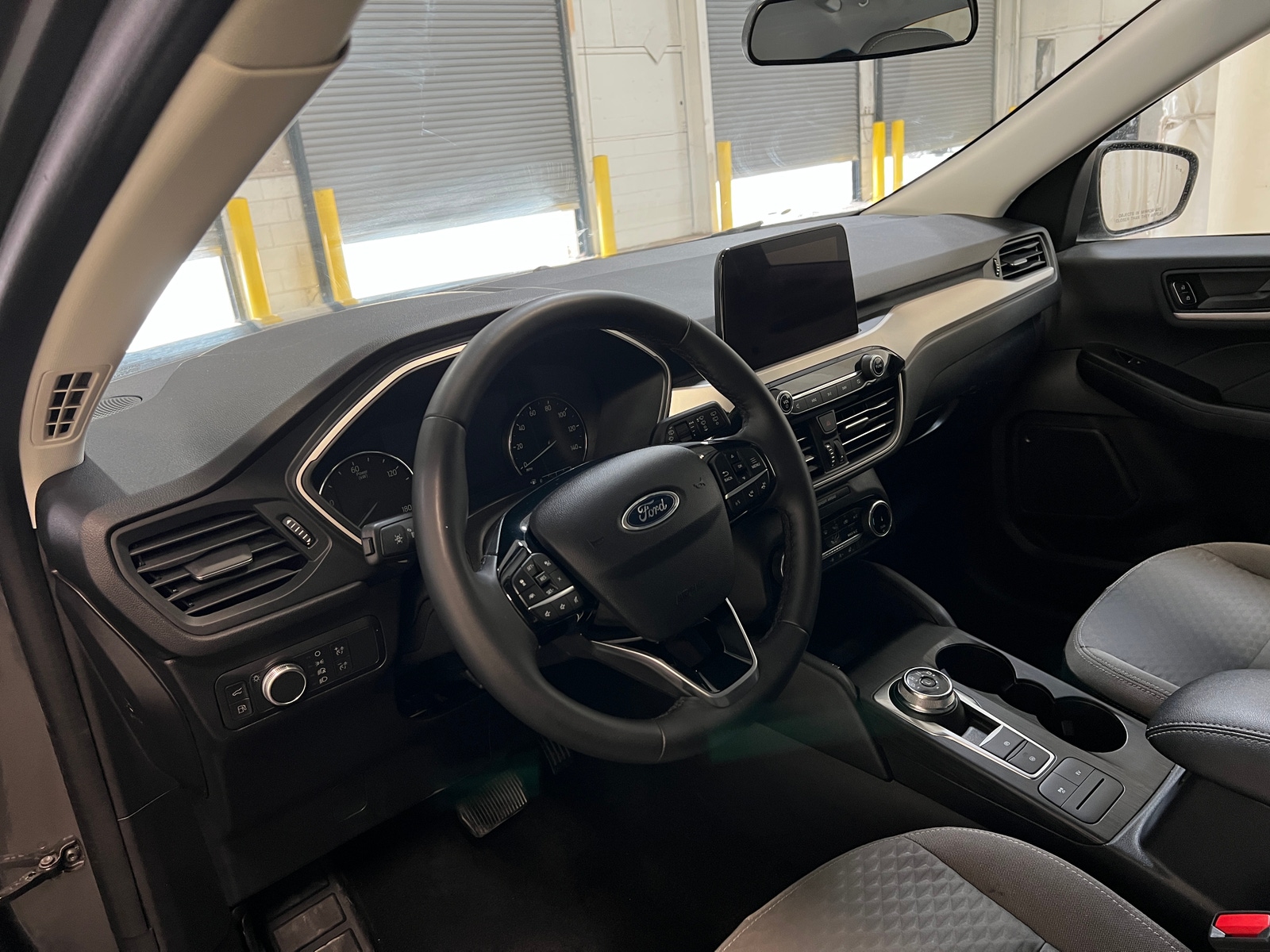 Thumbnail: 2022 Ford Escape - 3