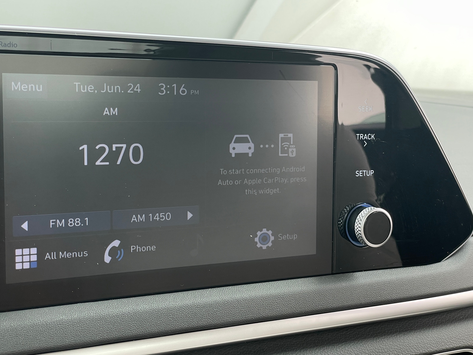 Thumbnail: 2023 Hyundai Sonata - 4