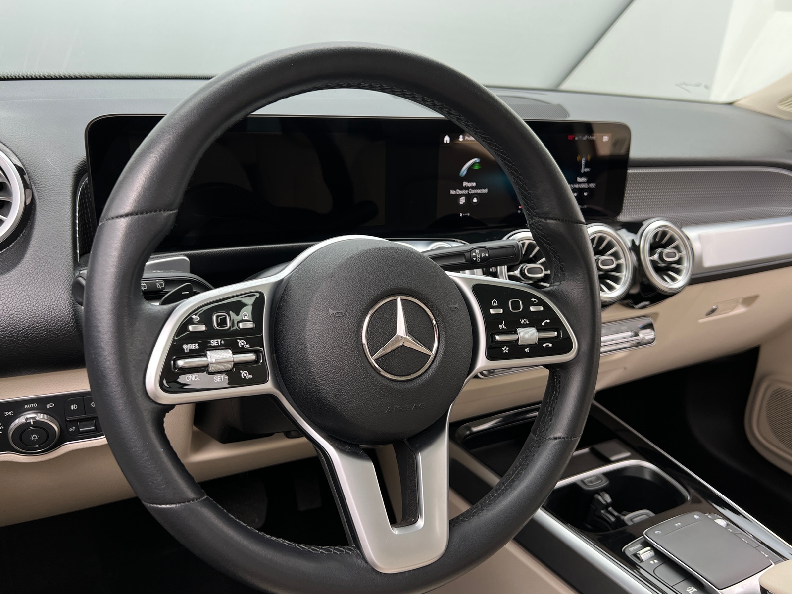 Thumbnail: 2022 Mercedes-Benz GLB - 5