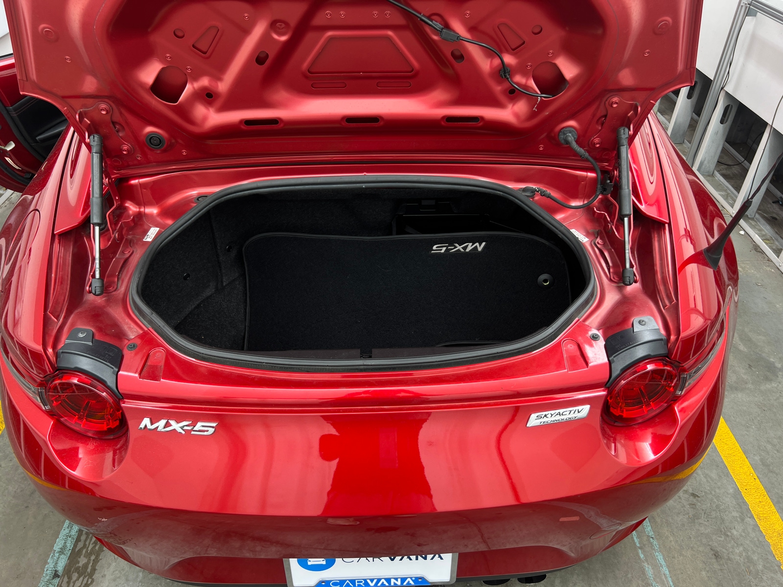 Thumbnail: 2017 Mazda MX-5 Miata - 5