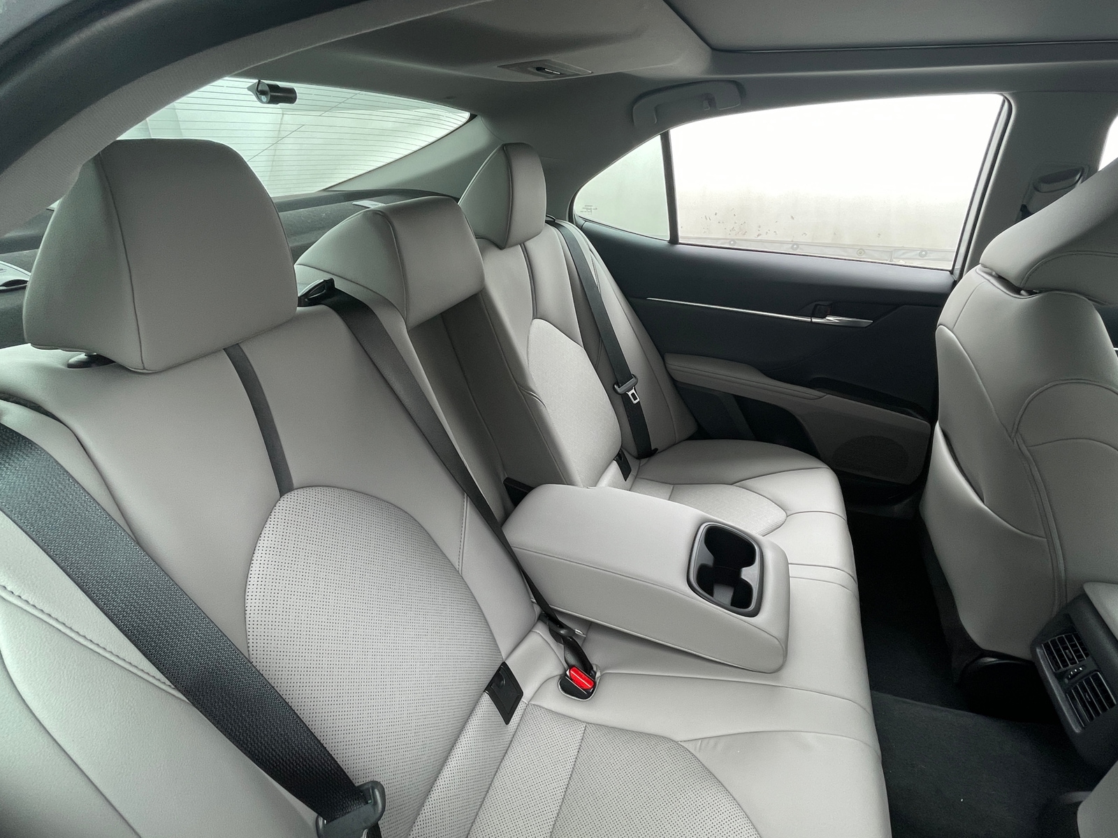 Thumbnail: 2022 Toyota Camry - 5